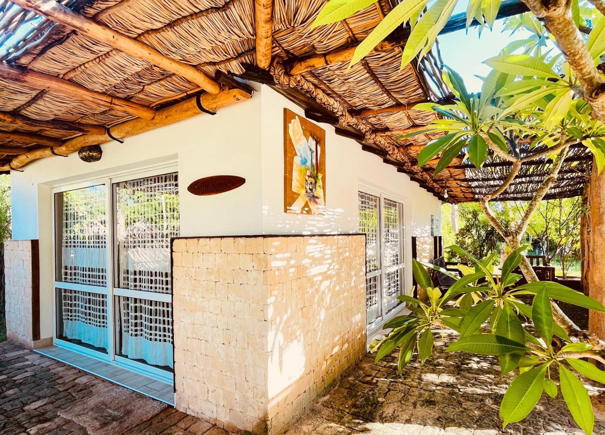 Vovo Telo Lodge Toliara Kültér fotó