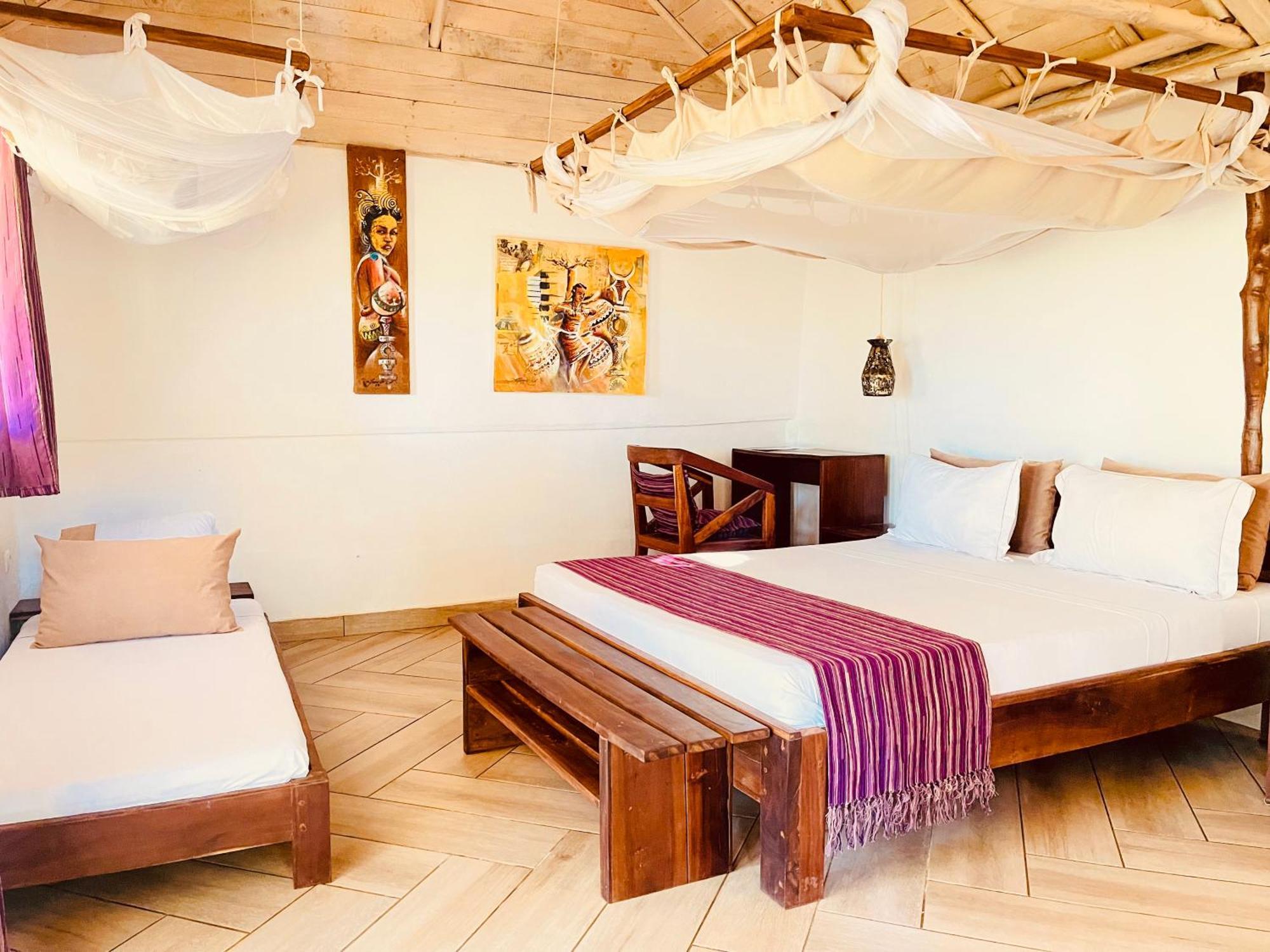 Vovo Telo Lodge Toliara Kültér fotó