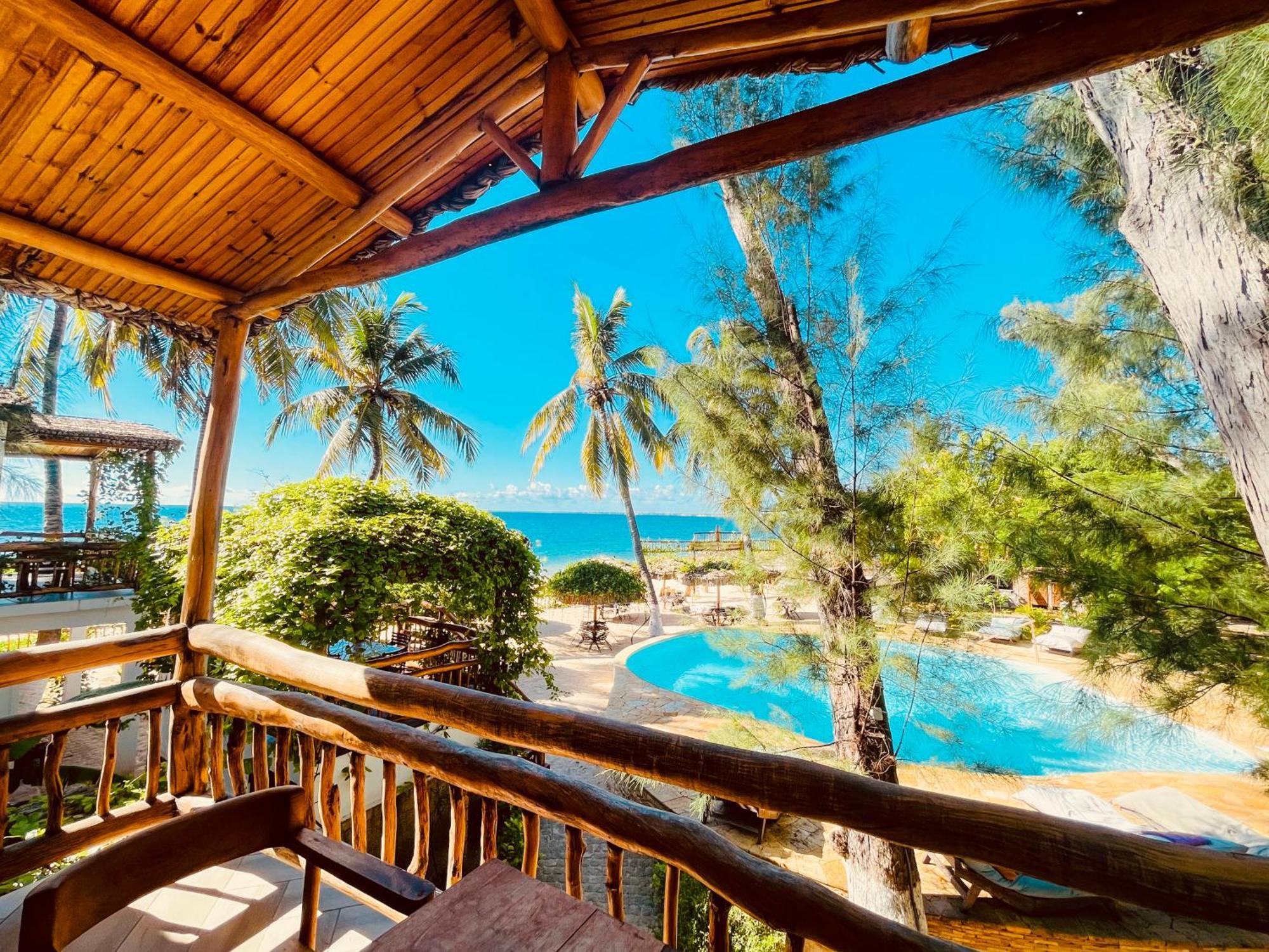 Vovo Telo Lodge Toliara Kültér fotó