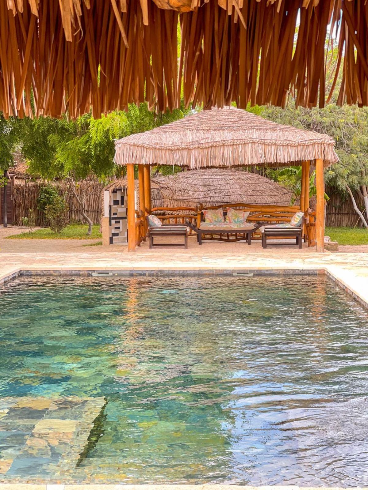 Vovo Telo Lodge Toliara Kültér fotó
