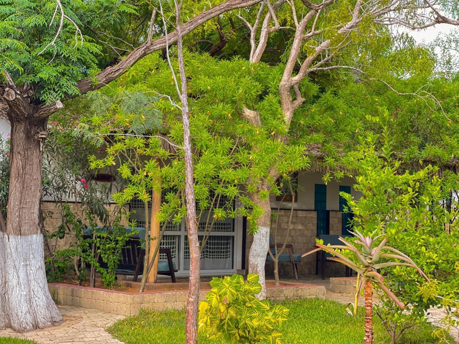 Vovo Telo Lodge Toliara Kültér fotó