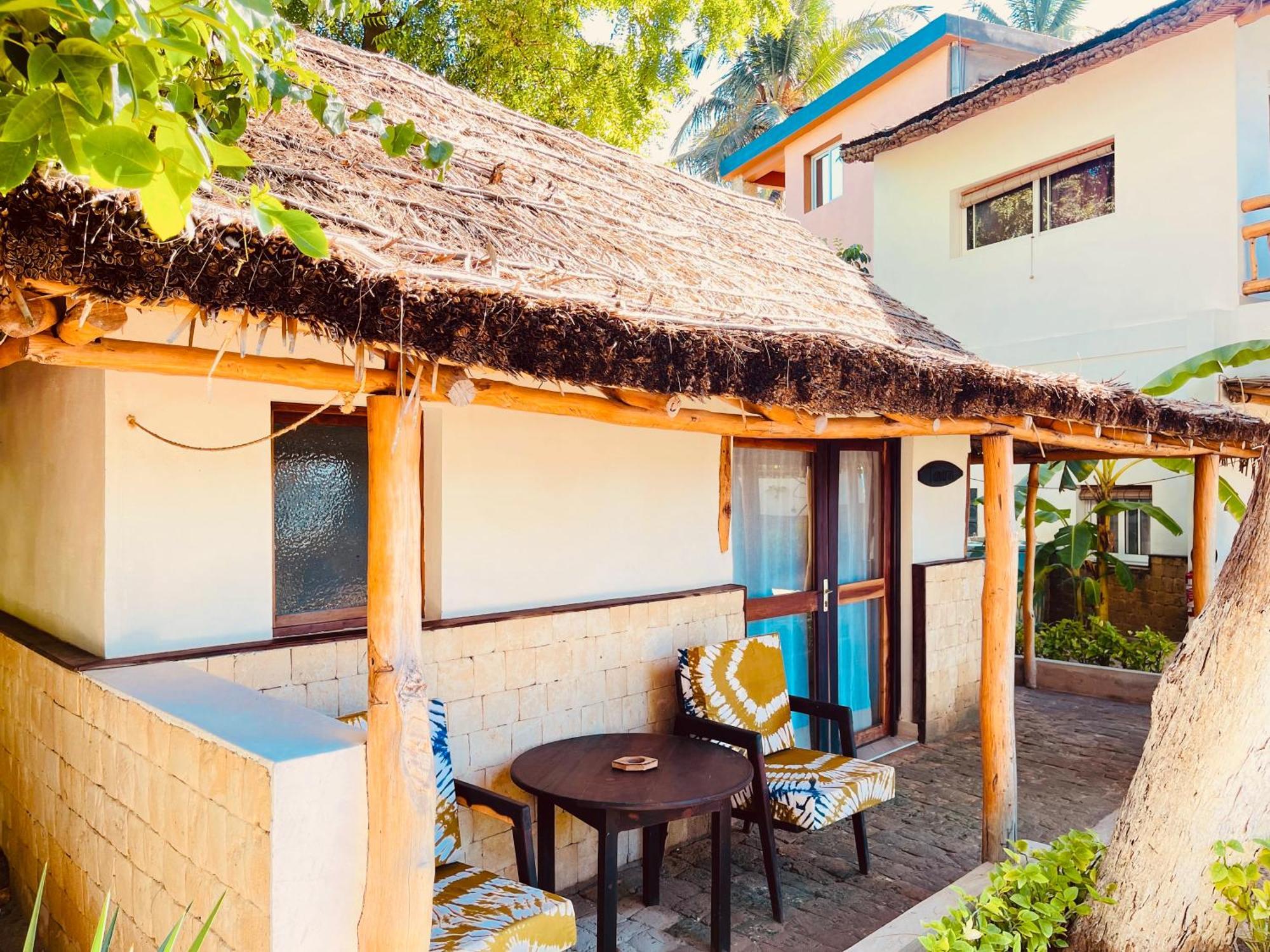 Vovo Telo Lodge Toliara Kültér fotó