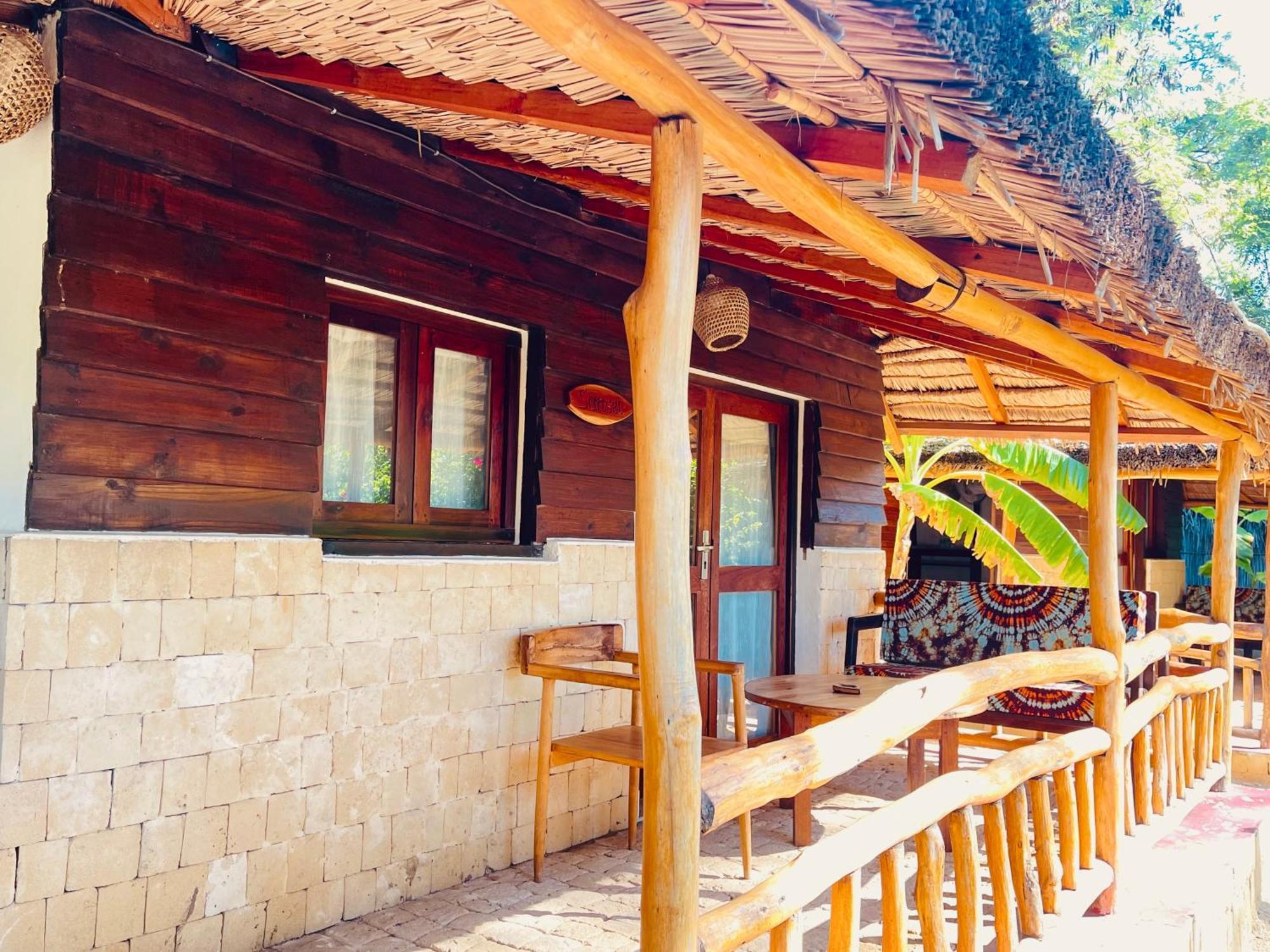 Vovo Telo Lodge Toliara Kültér fotó