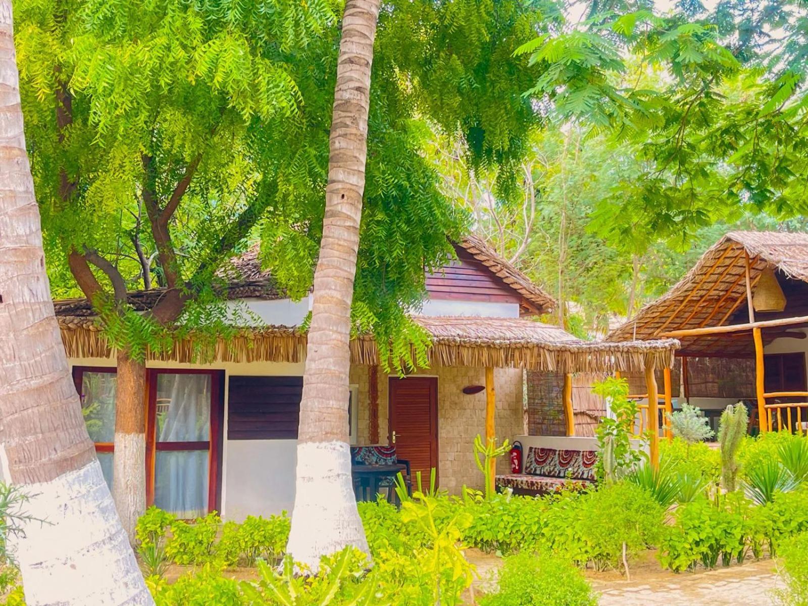Vovo Telo Lodge Toliara Kültér fotó