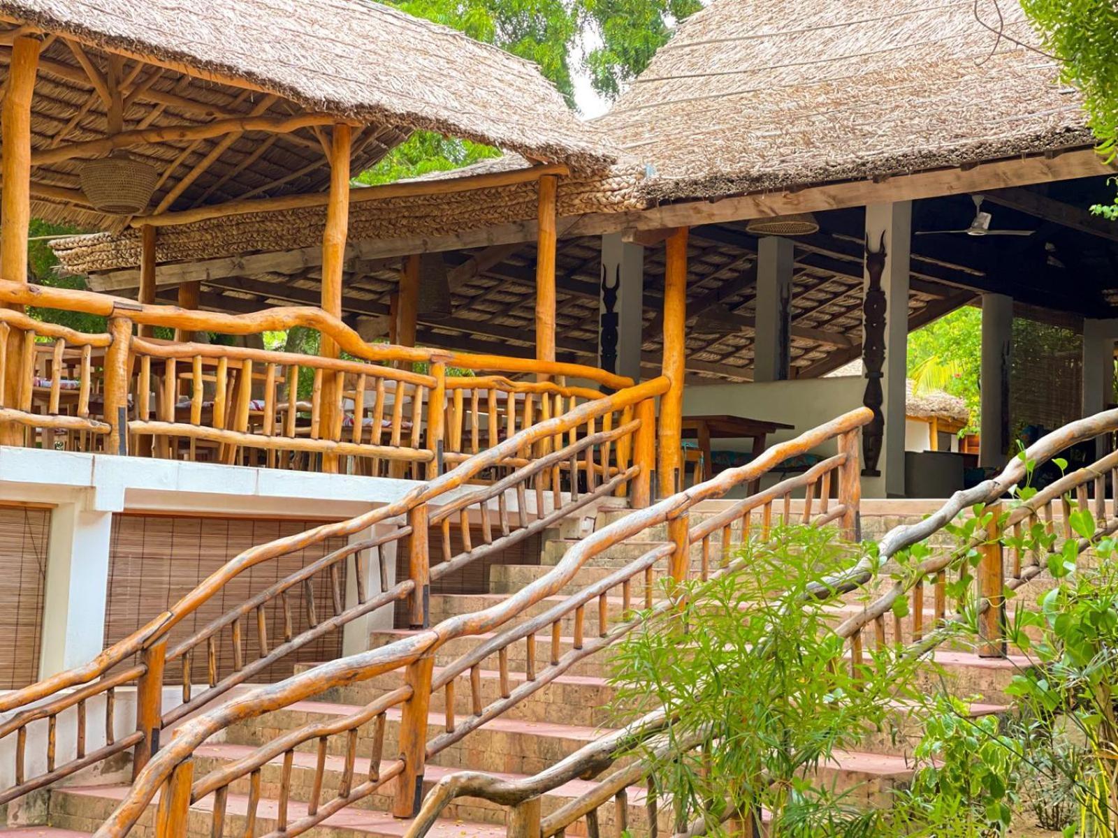 Vovo Telo Lodge Toliara Kültér fotó